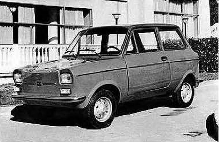 DIM 652, Ausführung 1977, schräg von vorn links