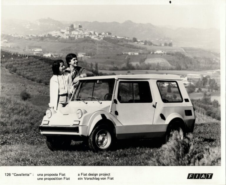 Fiat 126 Cavalletta, Pressefoto von Fiat mit Bildzeile