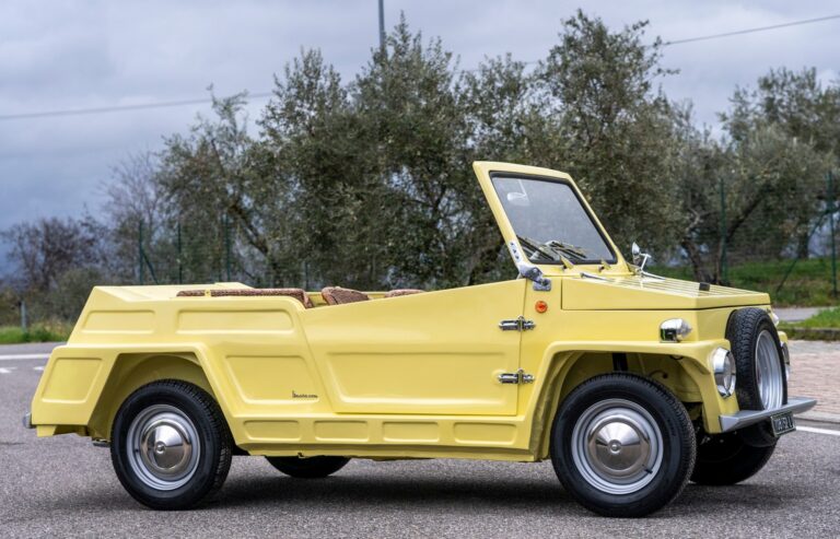 Savio Albarella 500 LU-108152, Seitenansicht von rechts, ganzes Fahrzeug